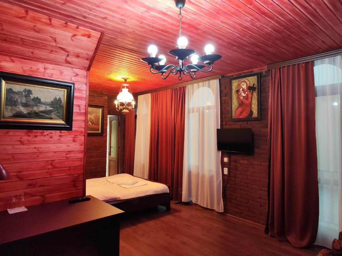 ホテル Chateau Chikovani Gordi エクステリア 写真