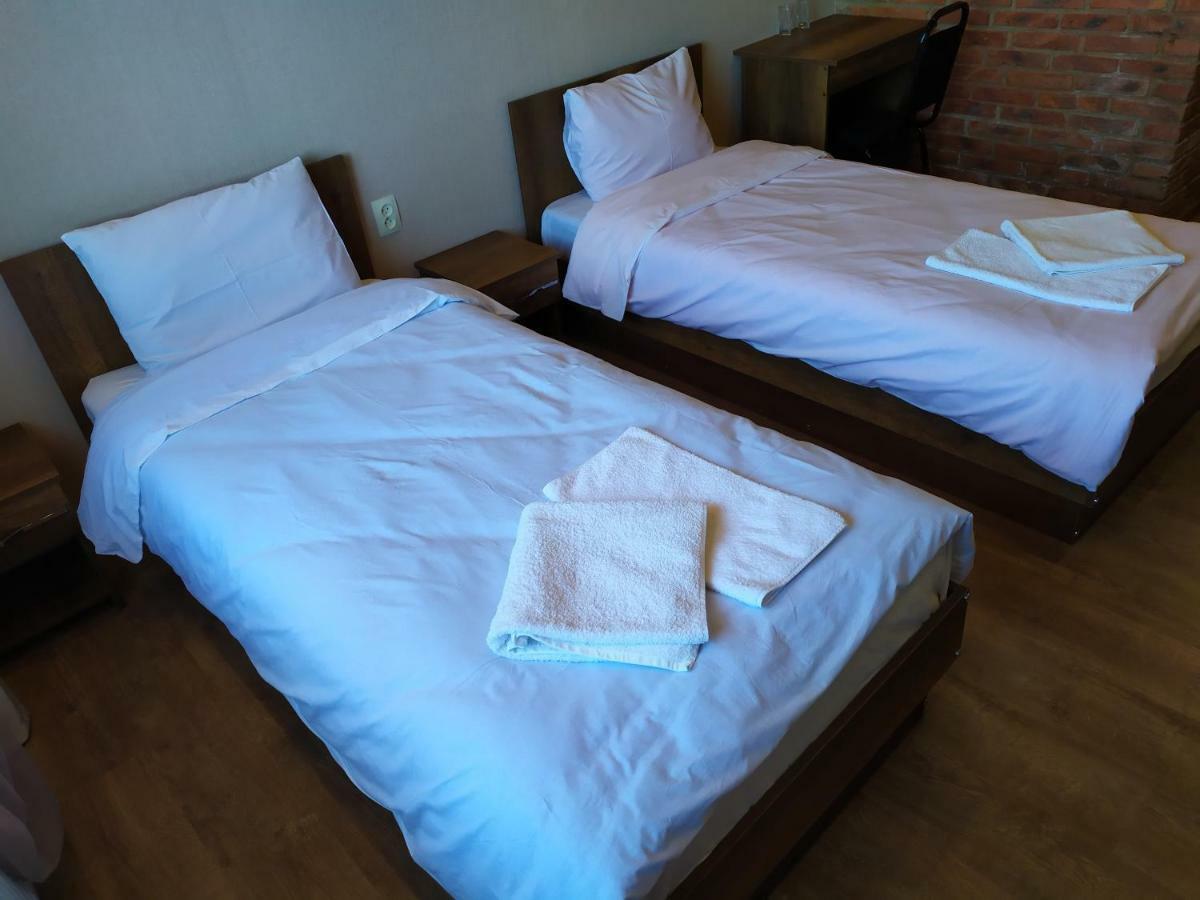 ホテル Chateau Chikovani Gordi エクステリア 写真